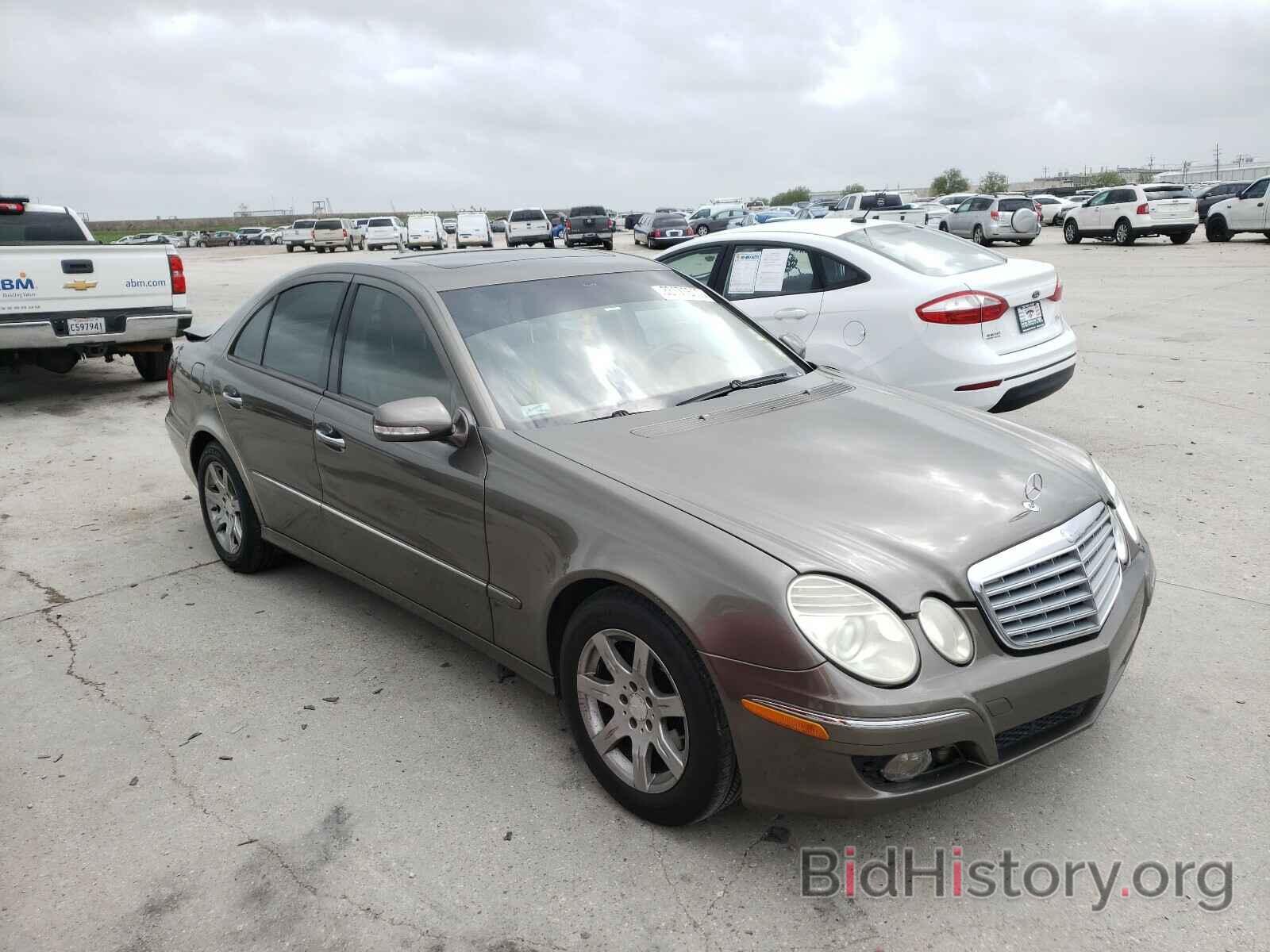 Photo WDBUF22X58B222151 - MERCEDES-BENZ E CLASS 2008