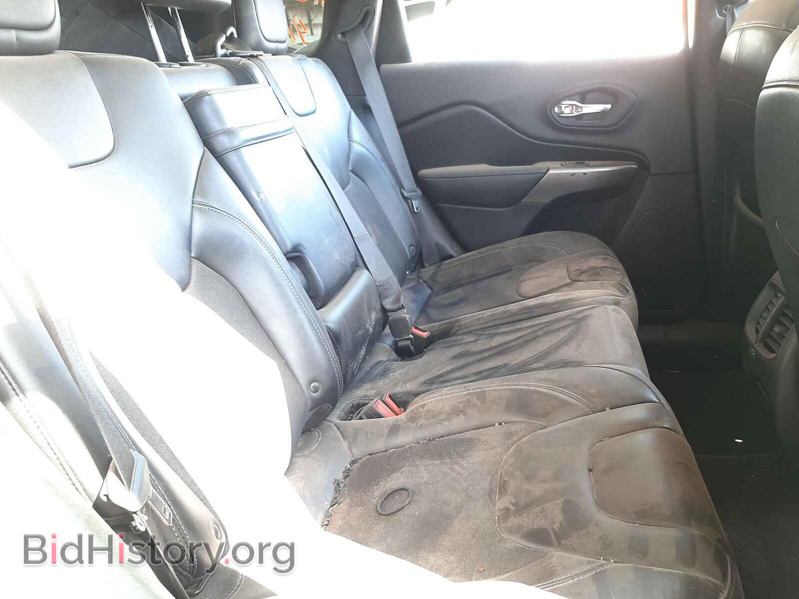 2019 JEEP CHEROKEE - VIN: 1C4PJLLB1KD226148 - Photo 6
