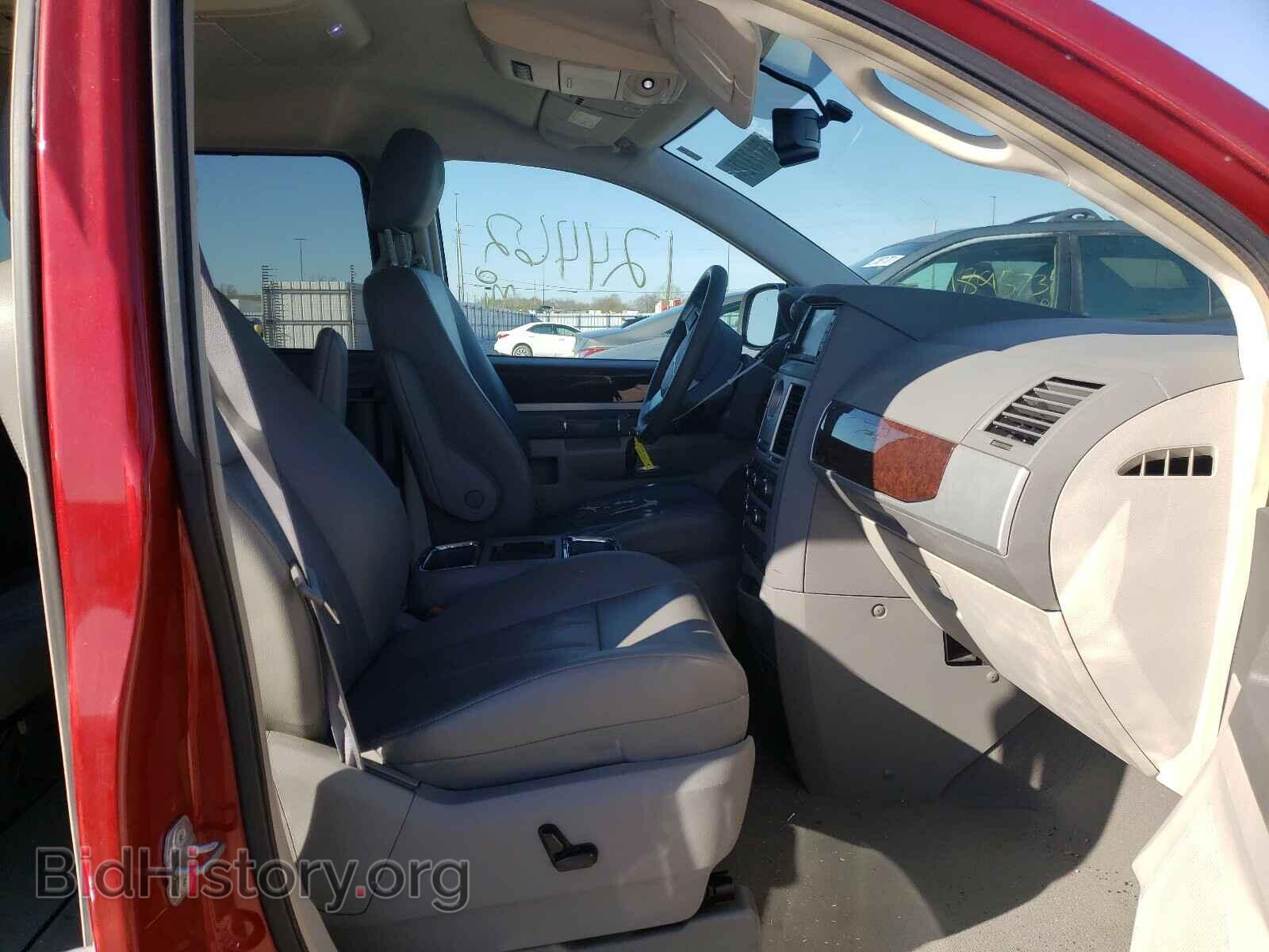 2010 CHRYSLER MINIVAN - VIN: 2A4RR5D12AR113057 - Фото 5