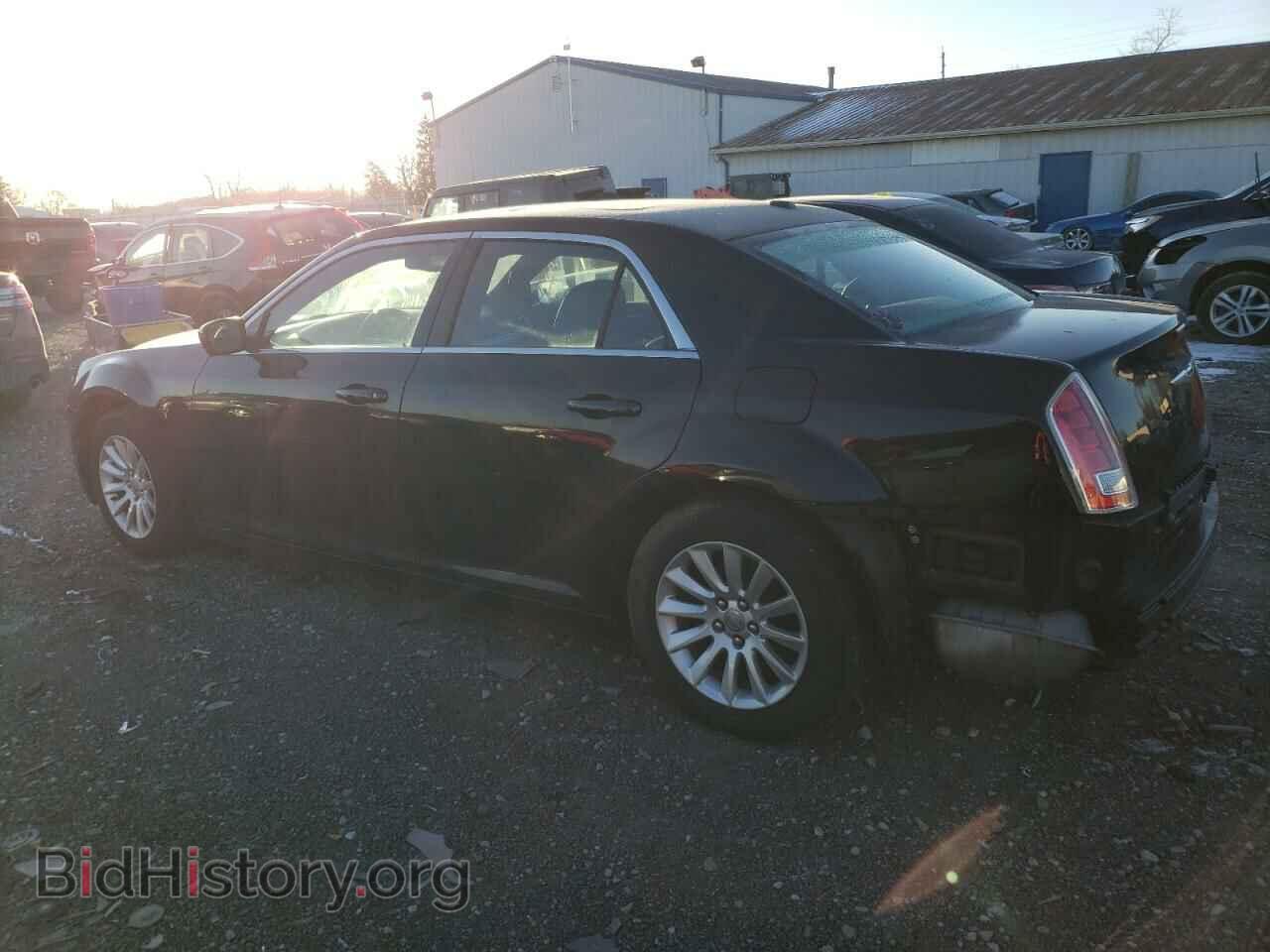 2014 CHRYSLER 300 - VIN: 2C3CCAAG2EH175976 - Фото 2
