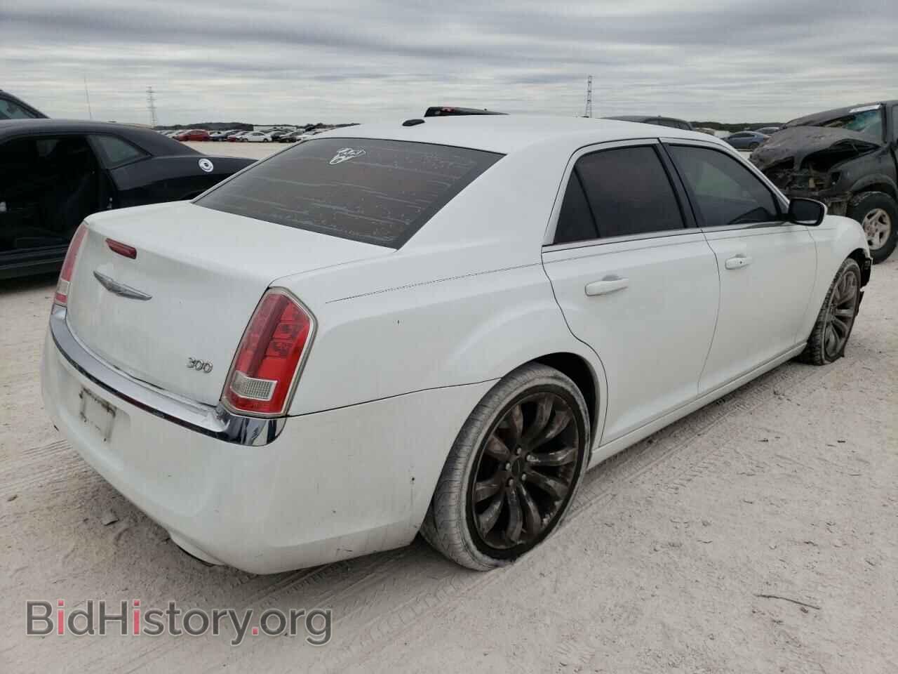2014 CHRYSLER 300 - VIN: 2C3CCAAG0EH377814 - Фото 3