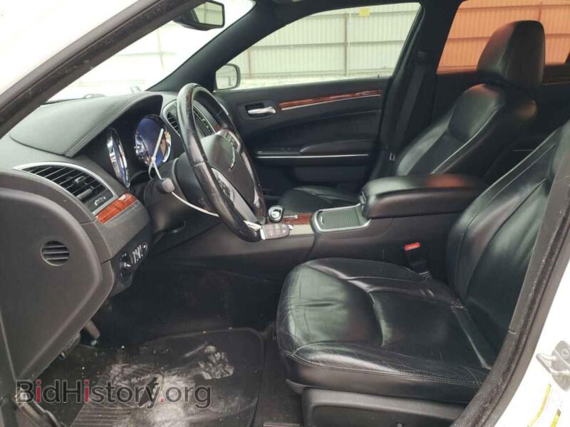 2014 Chrysler 300 (VIN 2C3CCAAG0EH377814) — photo 7 of 12