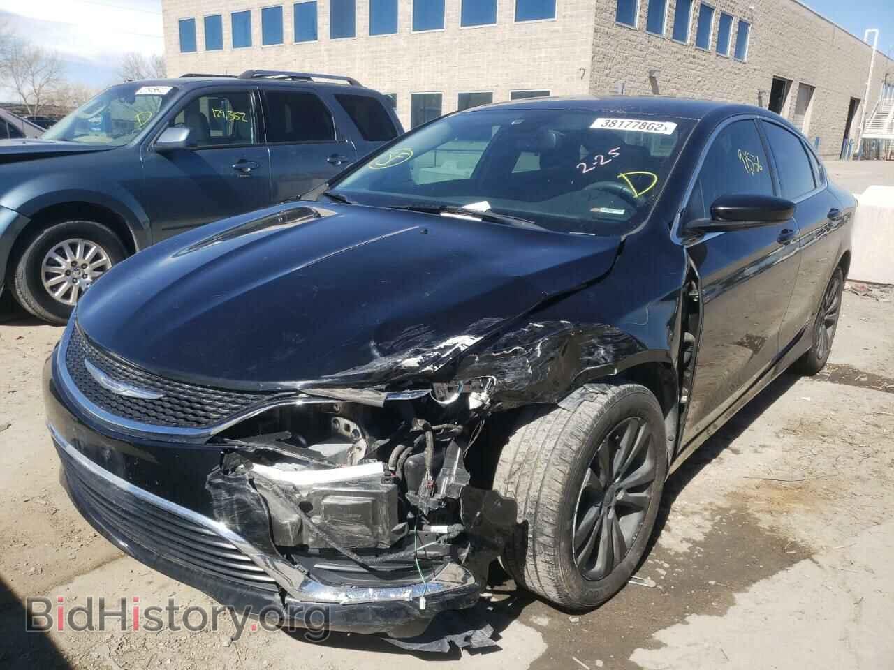 2016 CHRYSLER 200 - VIN: 1C3CCCAB4GN108466 - Фото 2