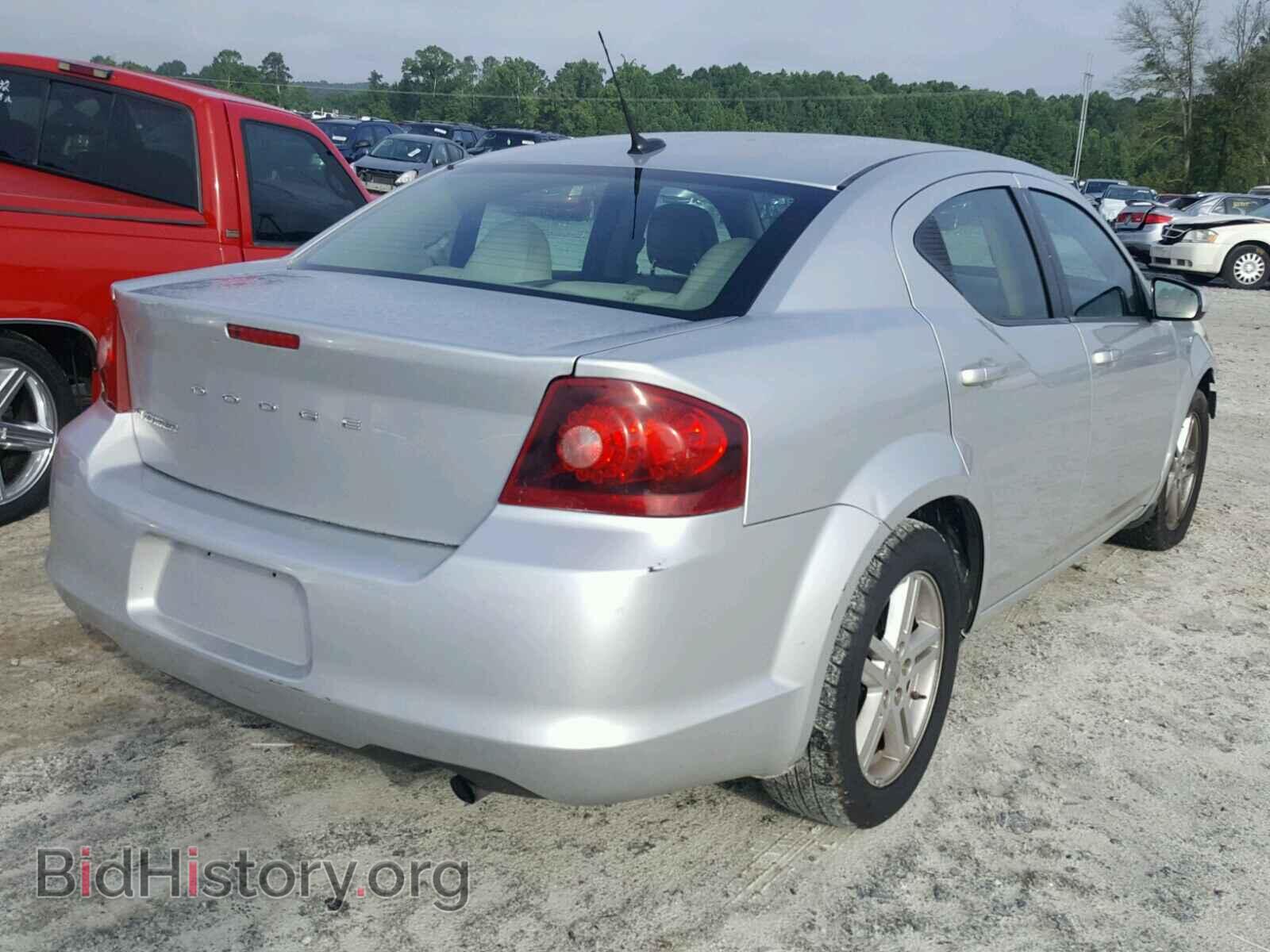 2011 DODGE AVENGER - VIN: 1B3BD1FB1BN528410 - Фото 4