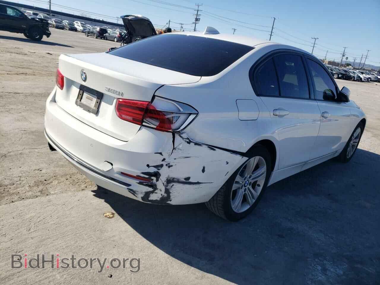 2016 BMW 3 SERIES - VIN: WBA8E9G55GNU29817 - Фото 3