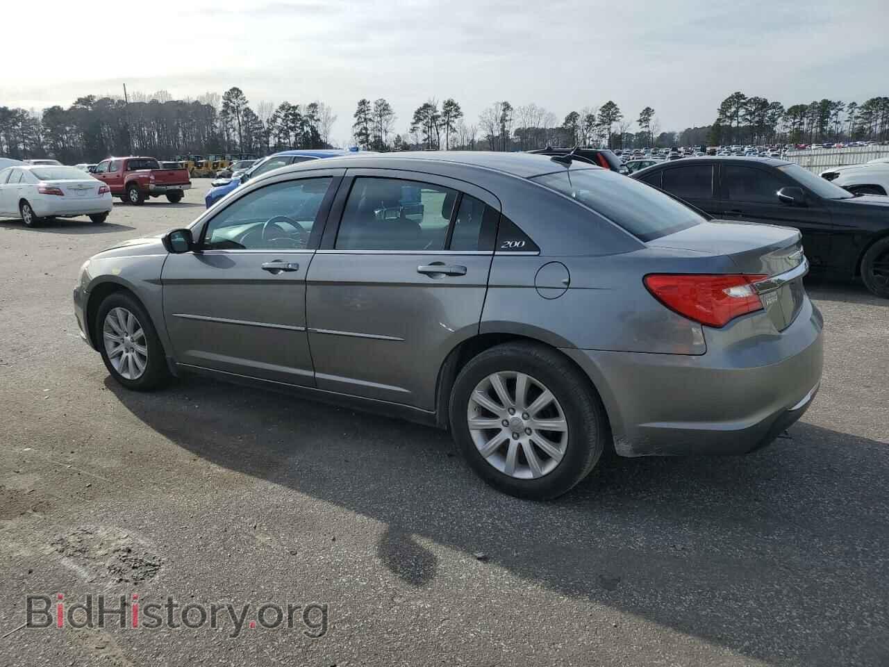 2013 CHRYSLER 200 - VIN: 1C3CCBBG7DN703540 - Фото 2