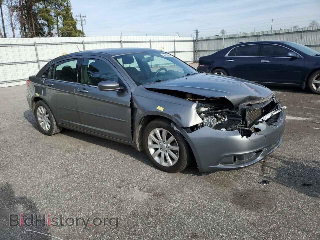 2013 CHRYSLER 200 - VIN: 1C3CCBBG7DN703540 - Фото 4