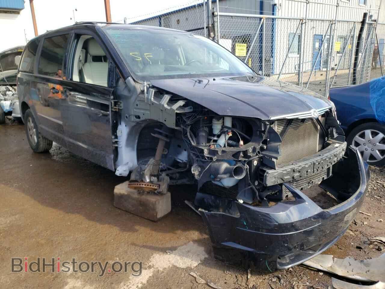 Photo 2A4RR8D11AR422911 - CHRYSLER MINIVAN 2010