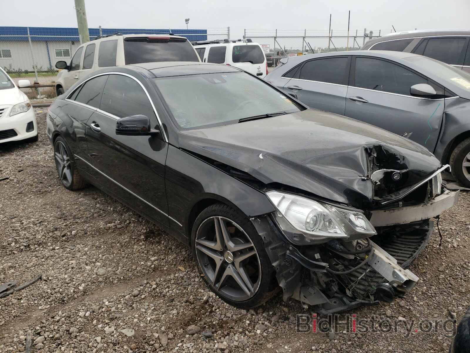 Photo WDDKJ5KB2DF197702 - MERCEDES-BENZ E CLASS 2013