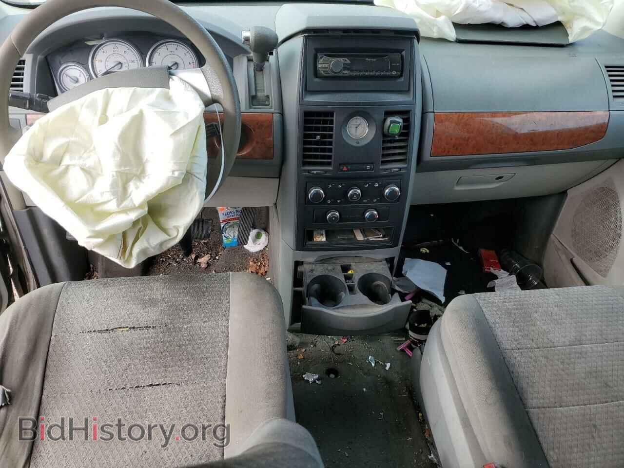 2008 CHRYSLER MINIVAN - VIN: 2A8HR44H78R657663 - Фото 8