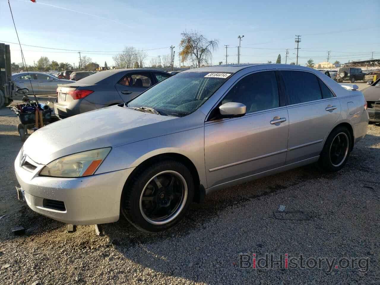 Photo 1HGCM66546A014396 - HONDA ACCORD 2006