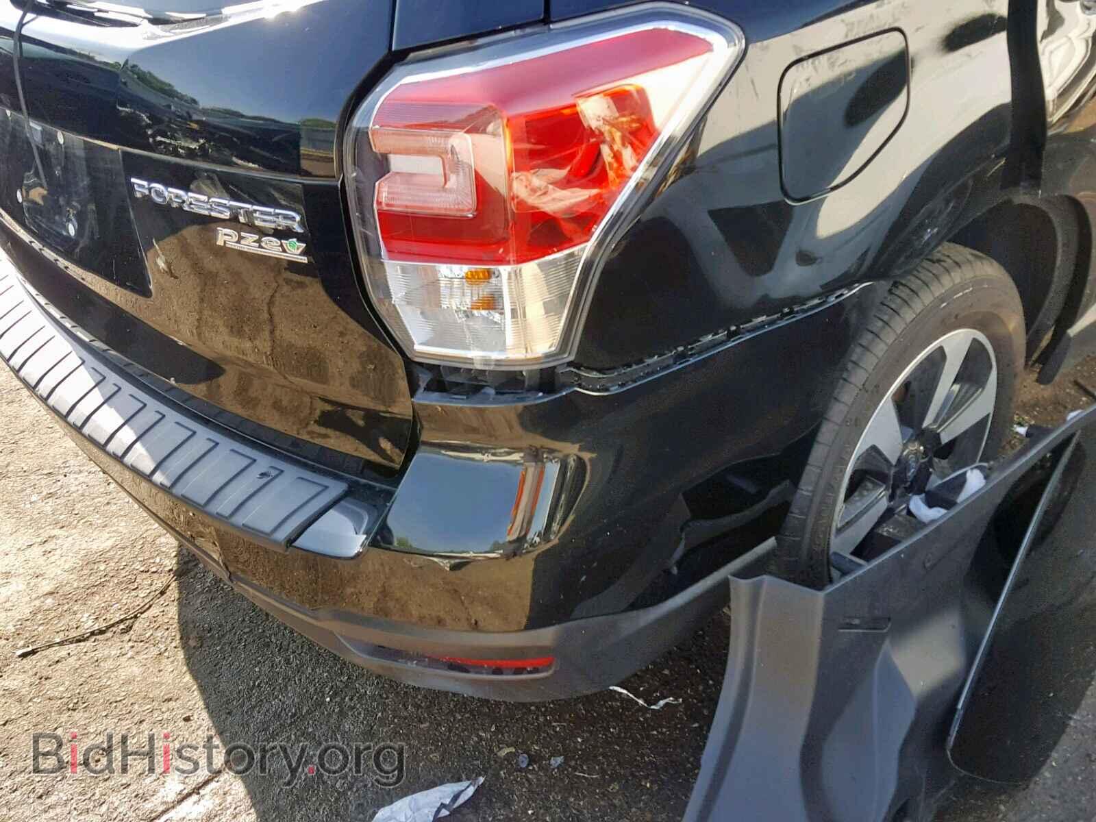 2017 SUBARU FORESTER - VIN: JF2SJAEC8HH457555 - Photo 9
