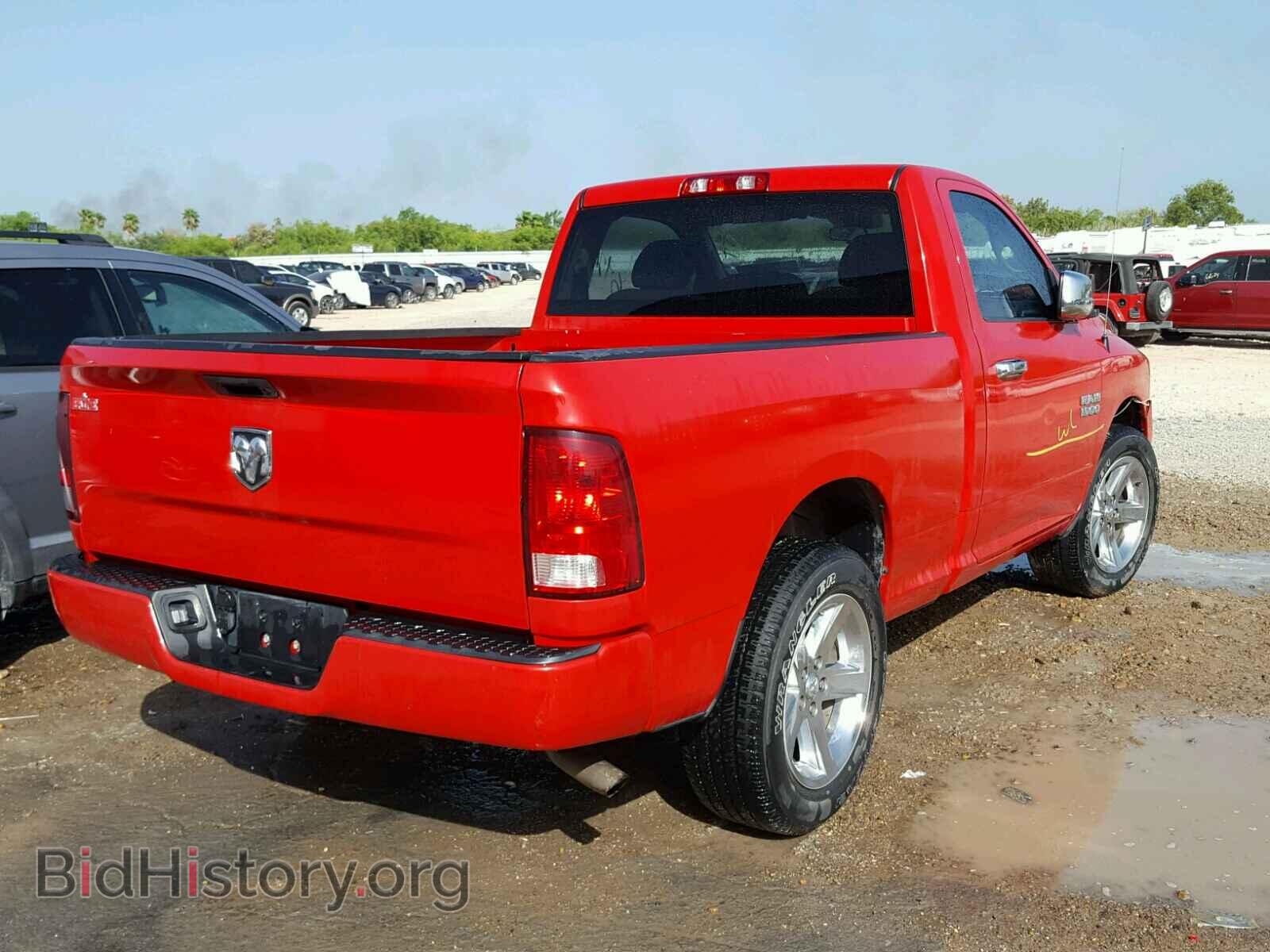 2014 RAM 1500 ST - VIN: 3C6JR6AG6EG316442 - Фото 4