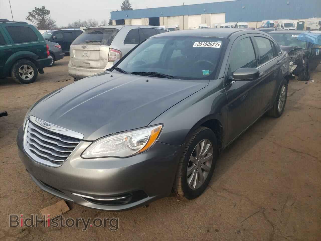2013 CHRYSLER 200 - VIN: 1C3CCBBB5DN649482 - Фото 2