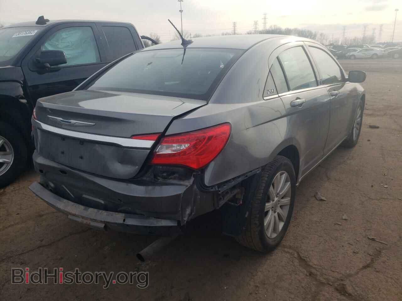 2013 CHRYSLER 200 - VIN: 1C3CCBBB5DN649482 - Фото 4