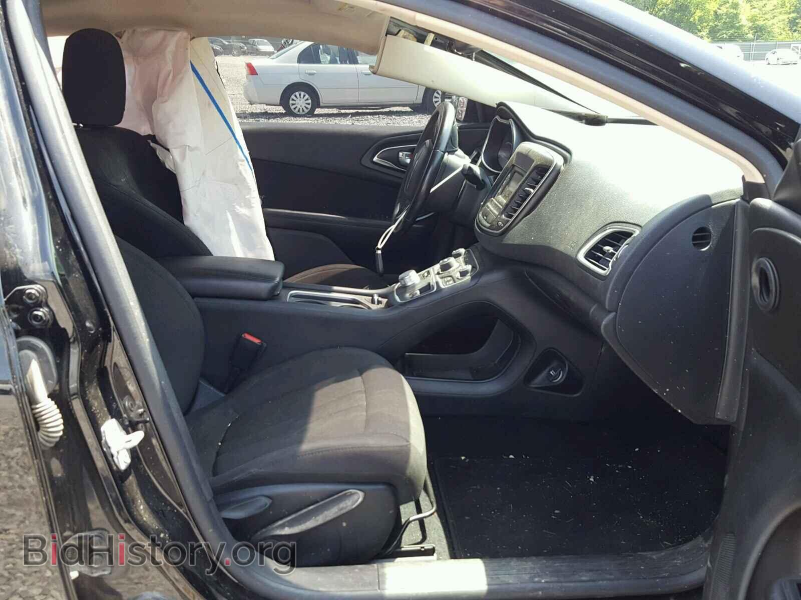 2016 CHRYSLER 200 - VIN: 1C3CCCFB3GN186066 - Photo 5