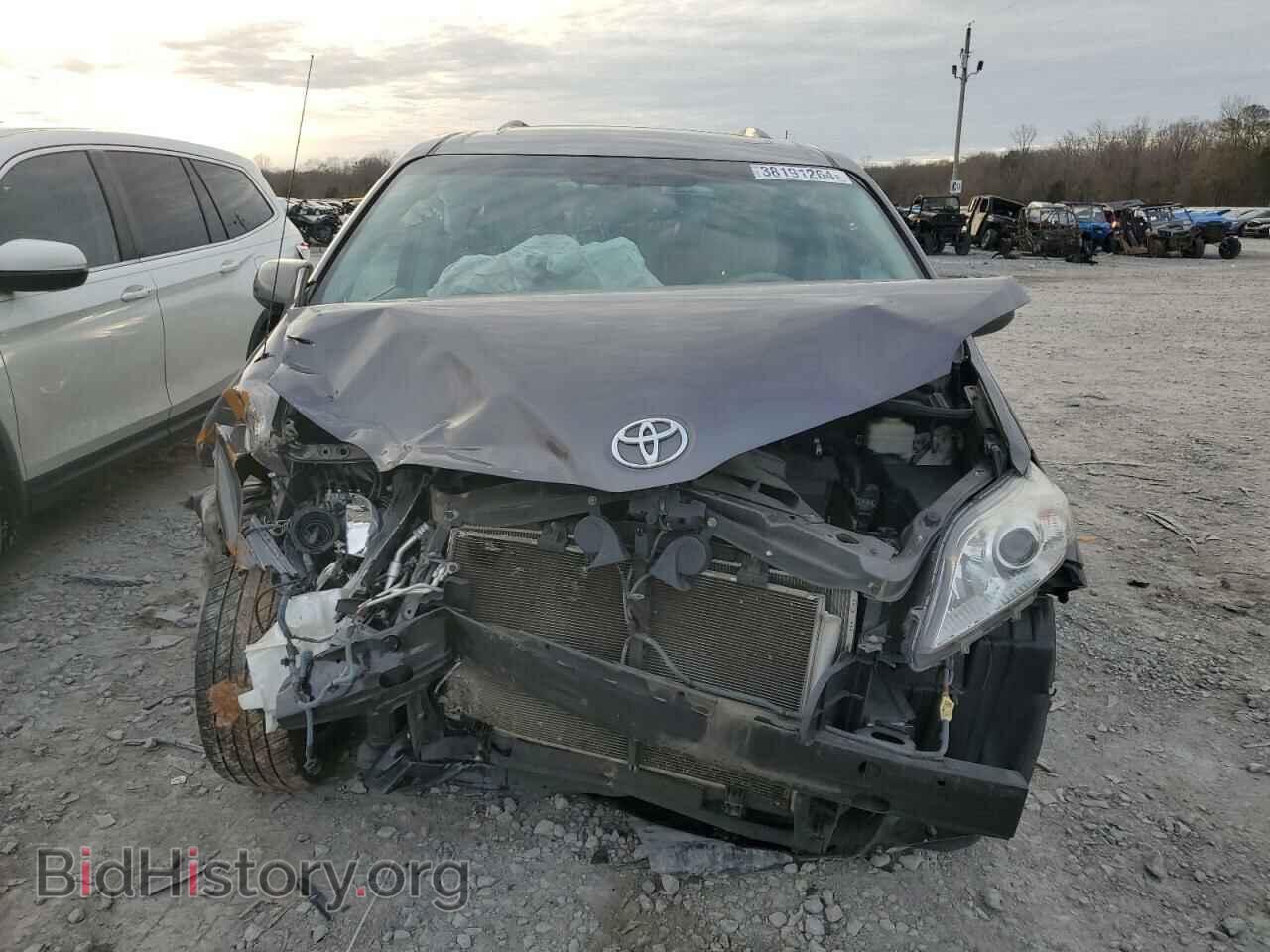 2011 TOYOTA All Models - VIN: 5TDYK3DC7BS158032 - Фото 5