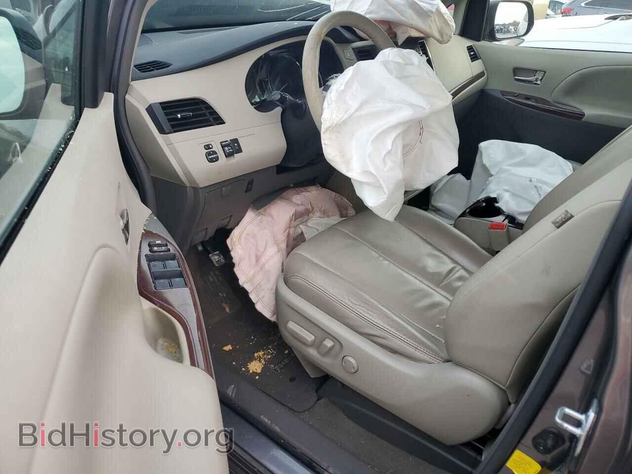 2011 TOYOTA All Models - VIN: 5TDYK3DC7BS158032 - Фото 8