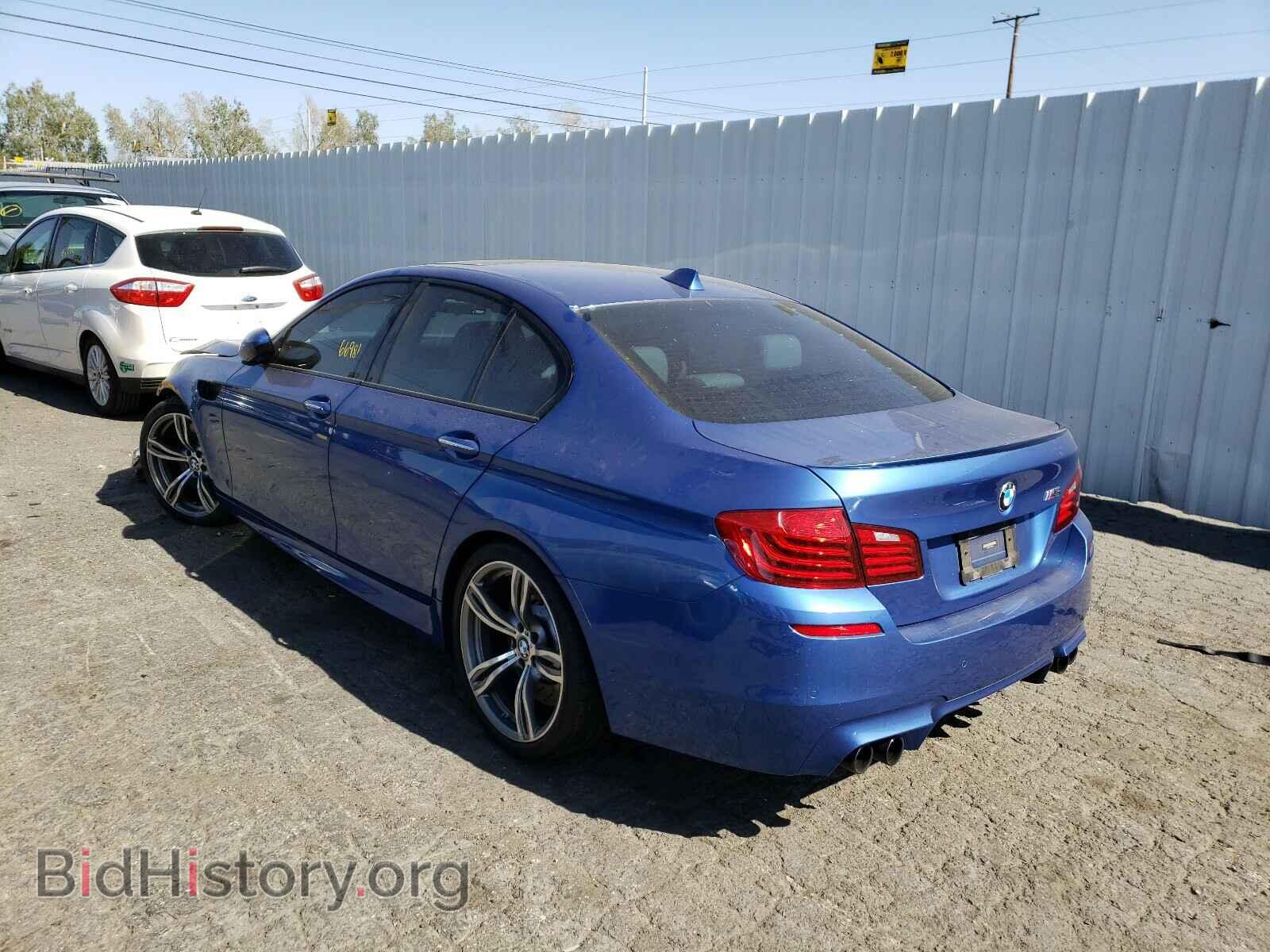 2015 BMW M5 - VIN: WBSFV9C5XFD594341 - Фото 3