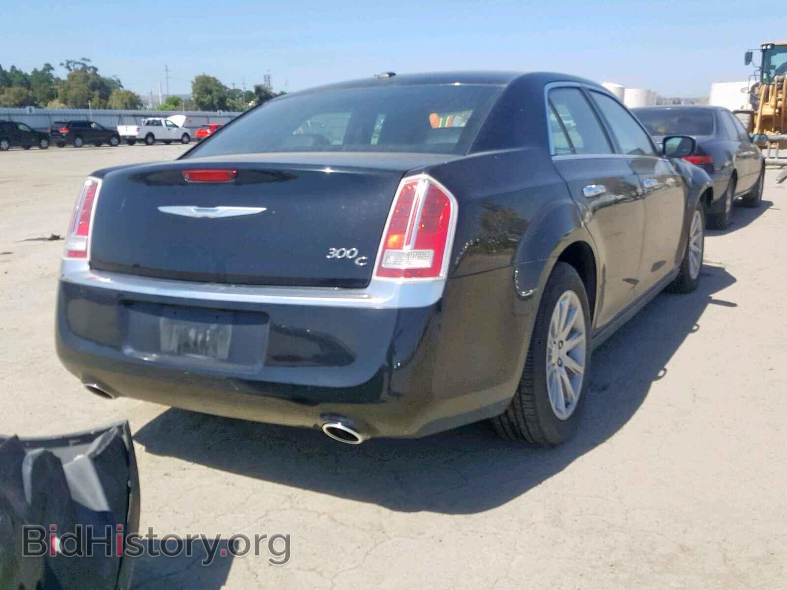 2014 CHRYSLER 300 - VIN: 2C3CCAET1EH117977 - Фото 4