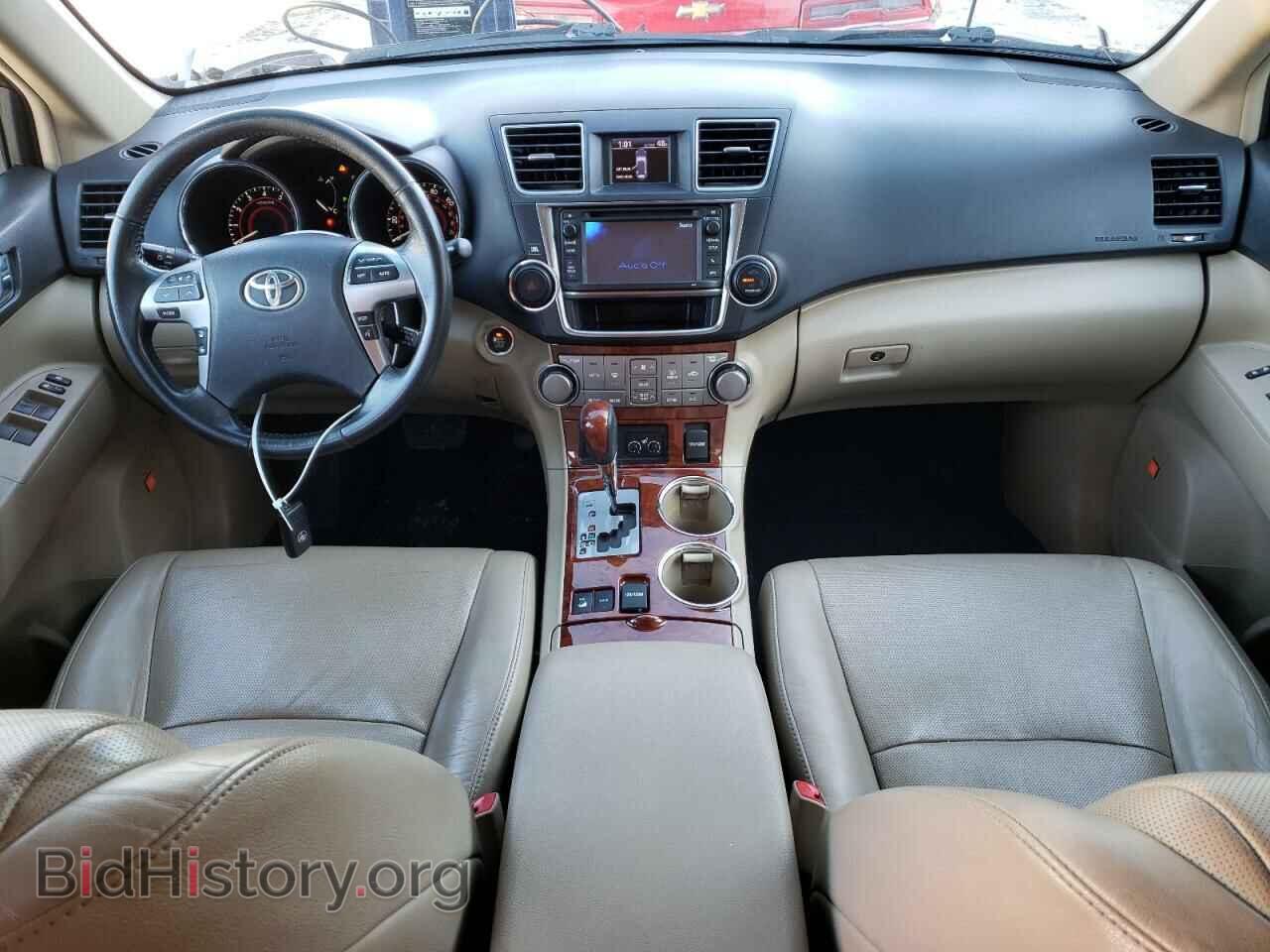 2013 TOYOTA HIGHLANDER - VIN: 5TDDK3EH8DS209551 - Фото 8