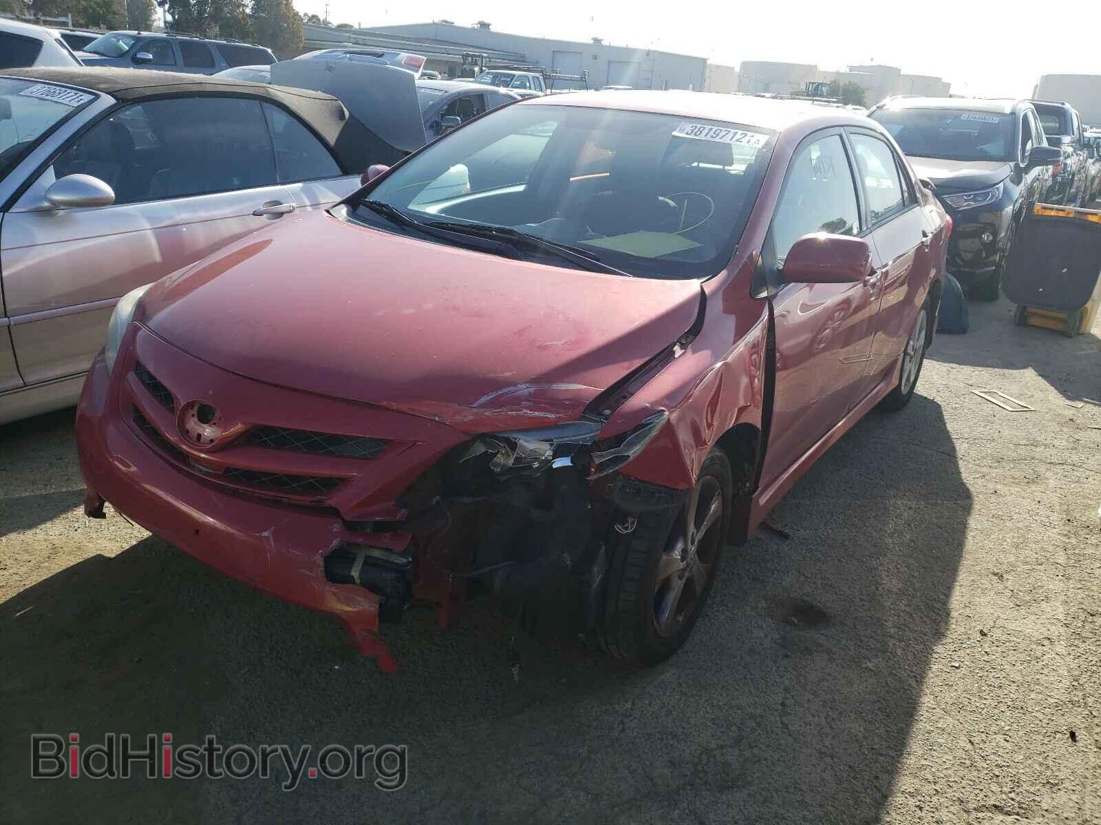 2013 TOYOTA COROLLA - VIN: 2T1BU4EE2DC933919 - Фото 2