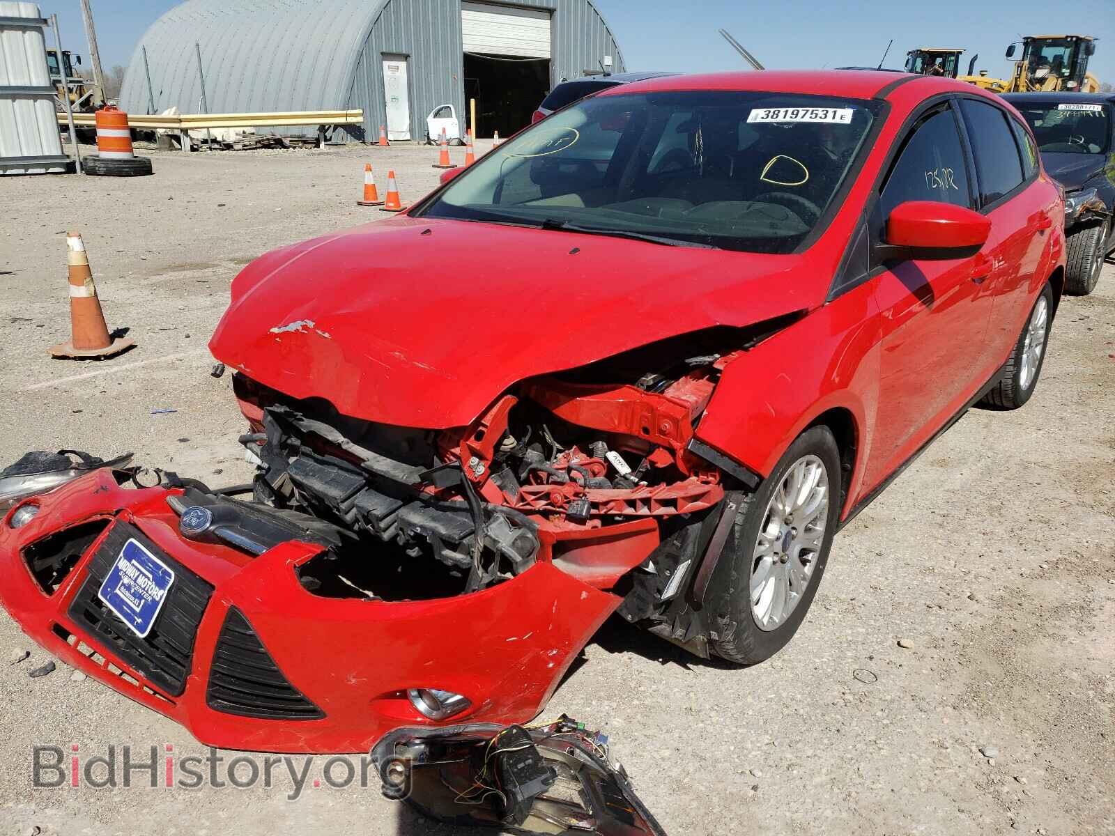 2012 FORD FOCUS - VIN: 1FAHP3K28CL147299 - Фото 2