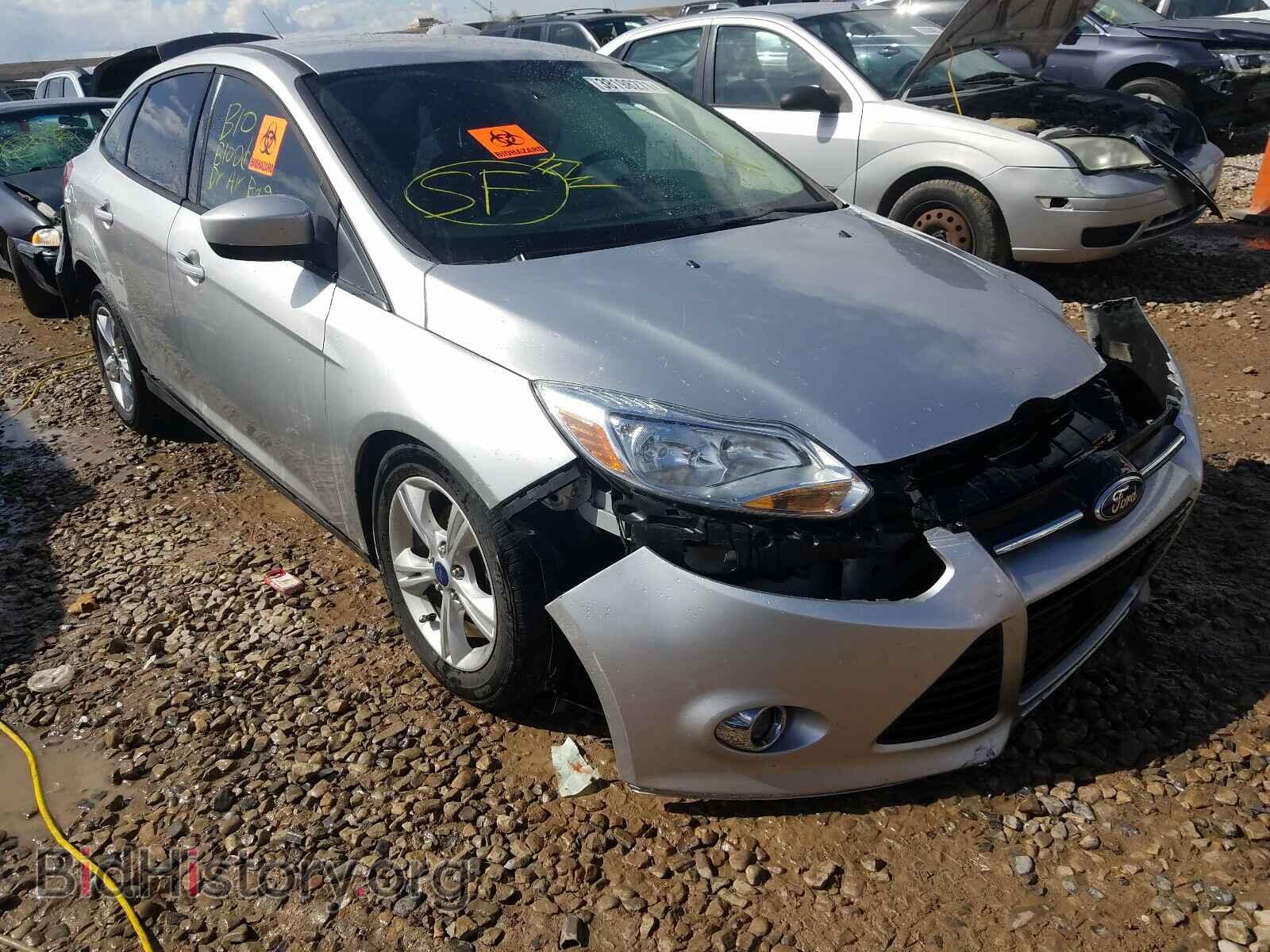 Photo 1FAHP3F24CL235549 - FORD FOCUS 2012