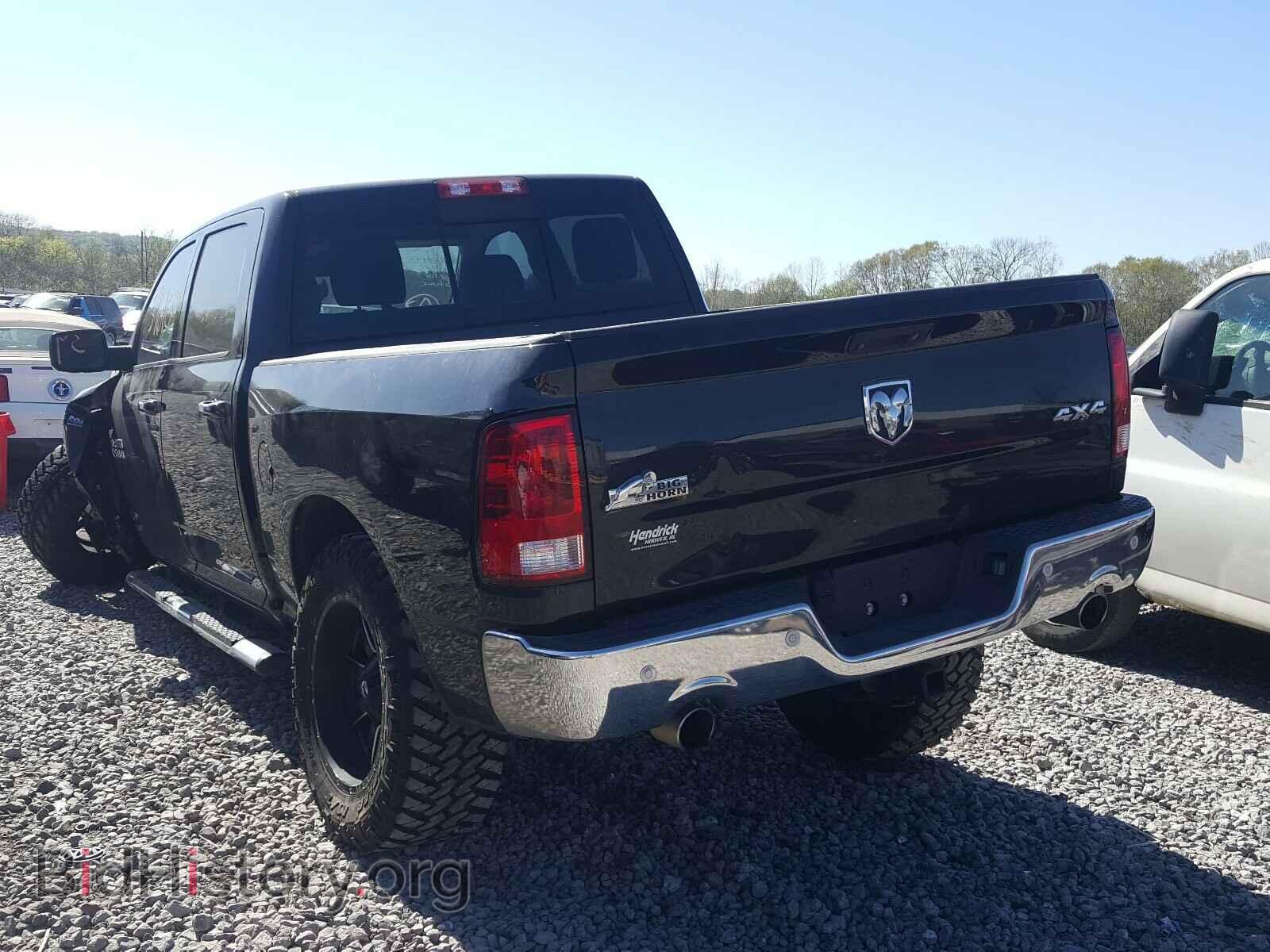 2016 RAM 1500 - VIN: 3C6RR7LT5GG163901 - Фото 3