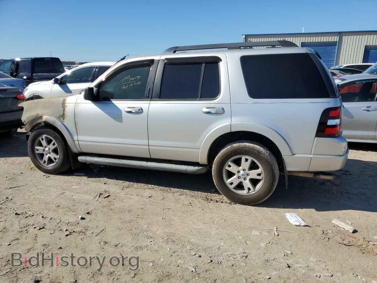 2010 FORD EXPLORER - VIN: 1FMEU6DEXAUA93232 - Photo 2