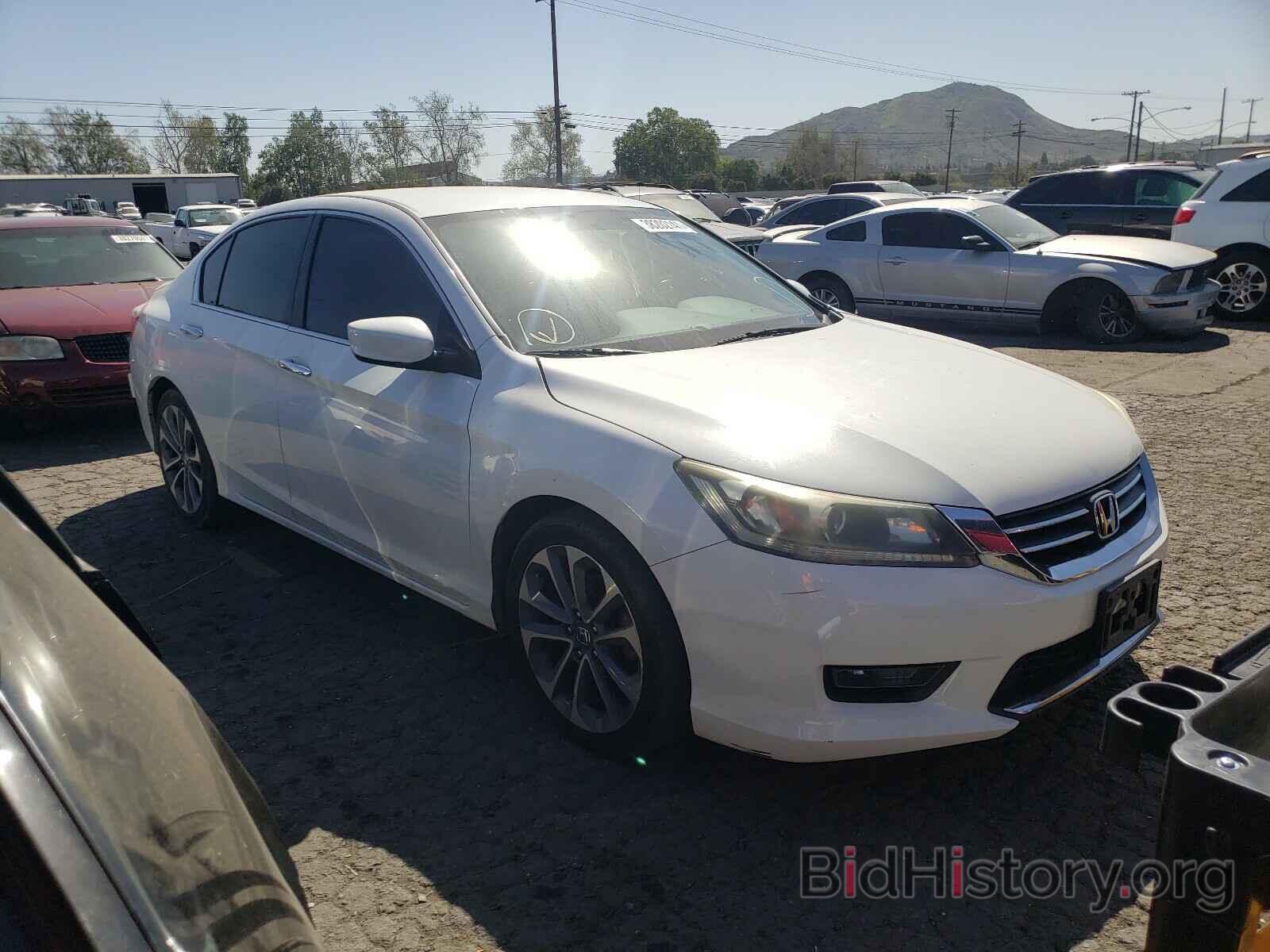 Фотография 1HGCR2F50FA255155 - HONDA ACCORD 2015