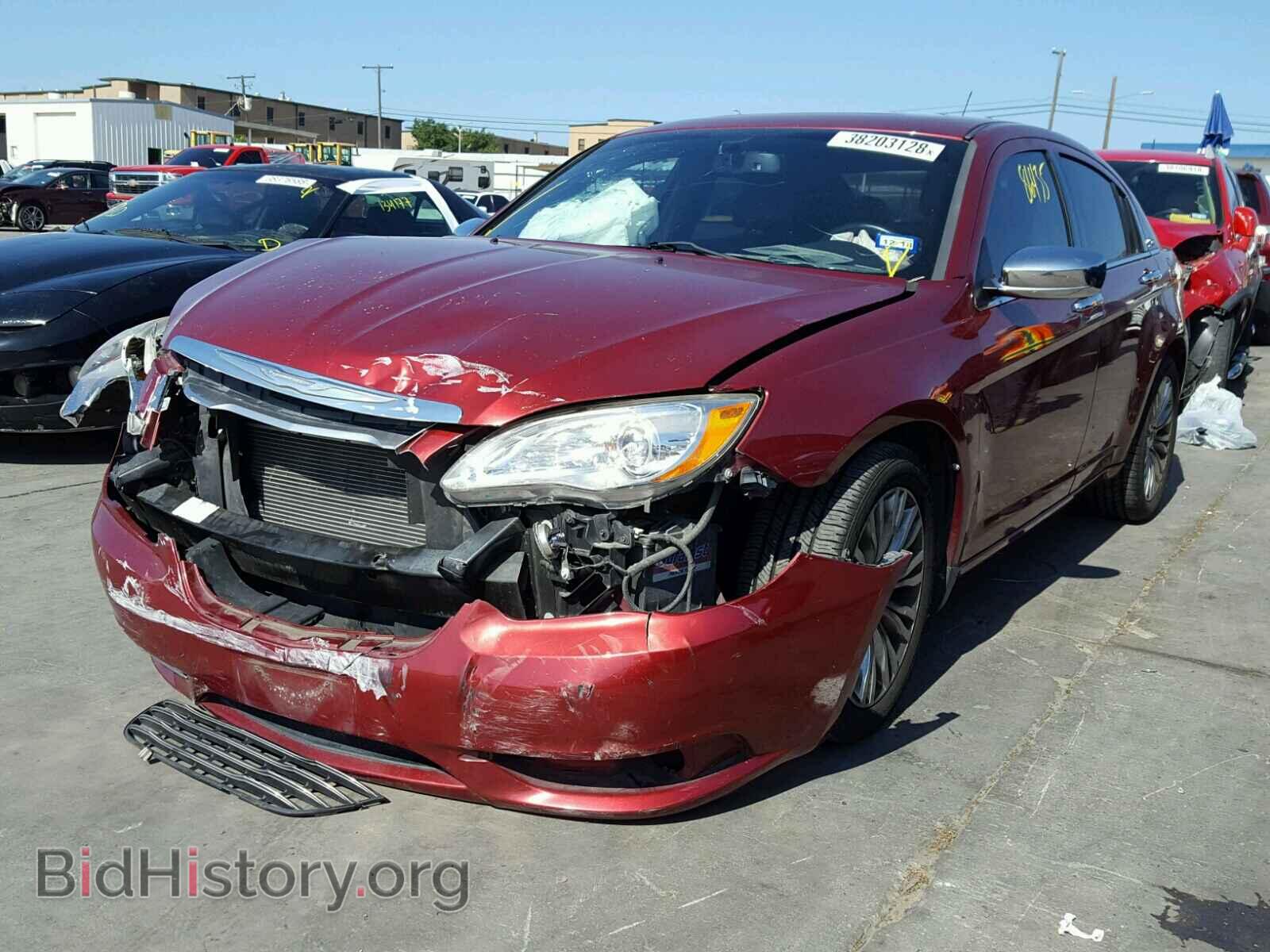 2011 CHRYSLER 200 - VIN: 1C3BC2FG8BN505407 - Фото 2