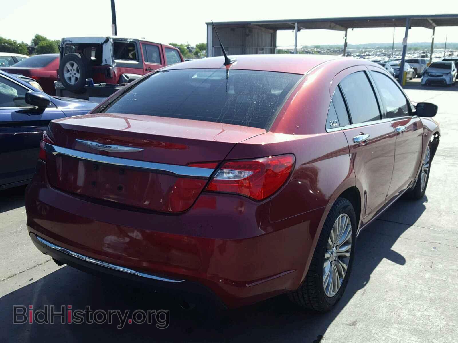 2011 CHRYSLER 200 - VIN: 1C3BC2FG8BN505407 - Фото 4