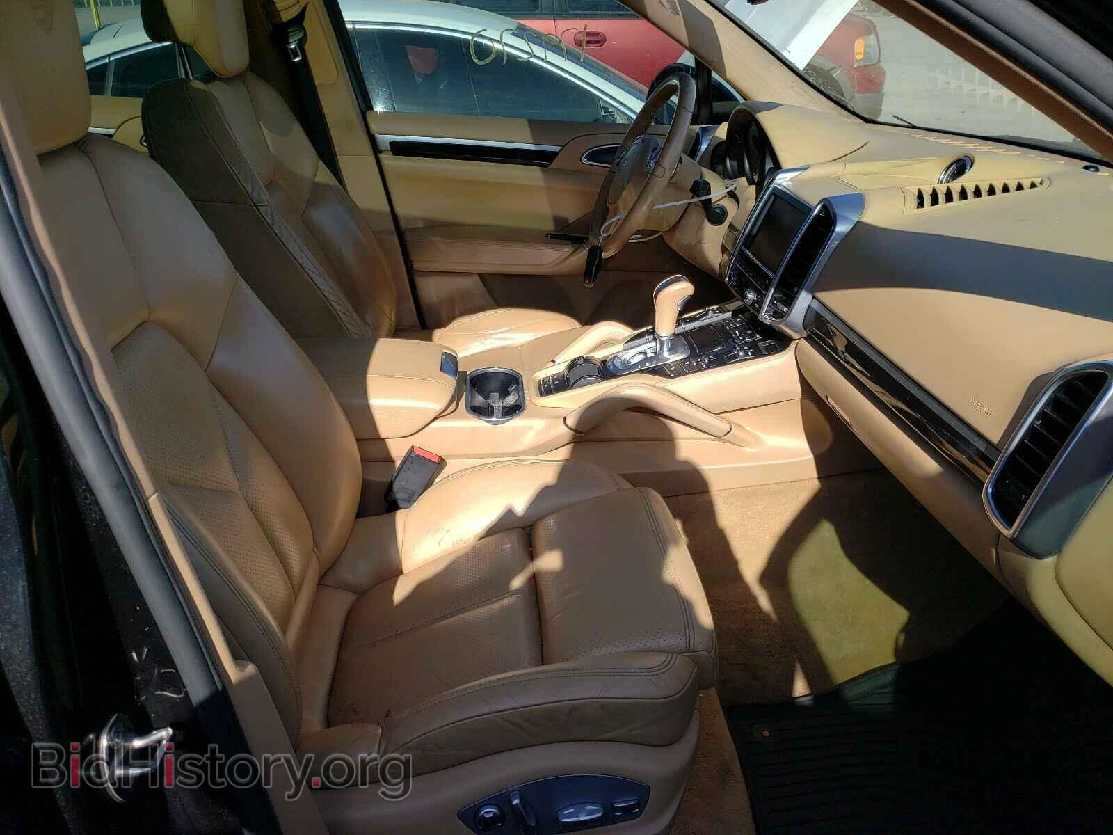 2011 PORSCHE CAYENNE - VIN: WP1AB2A21BLA51159 - Photo 5
