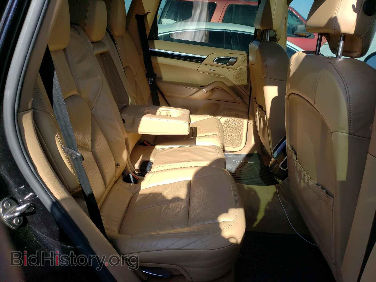 2011 PORSCHE CAYENNE - VIN: WP1AB2A21BLA51159 - Photo 6