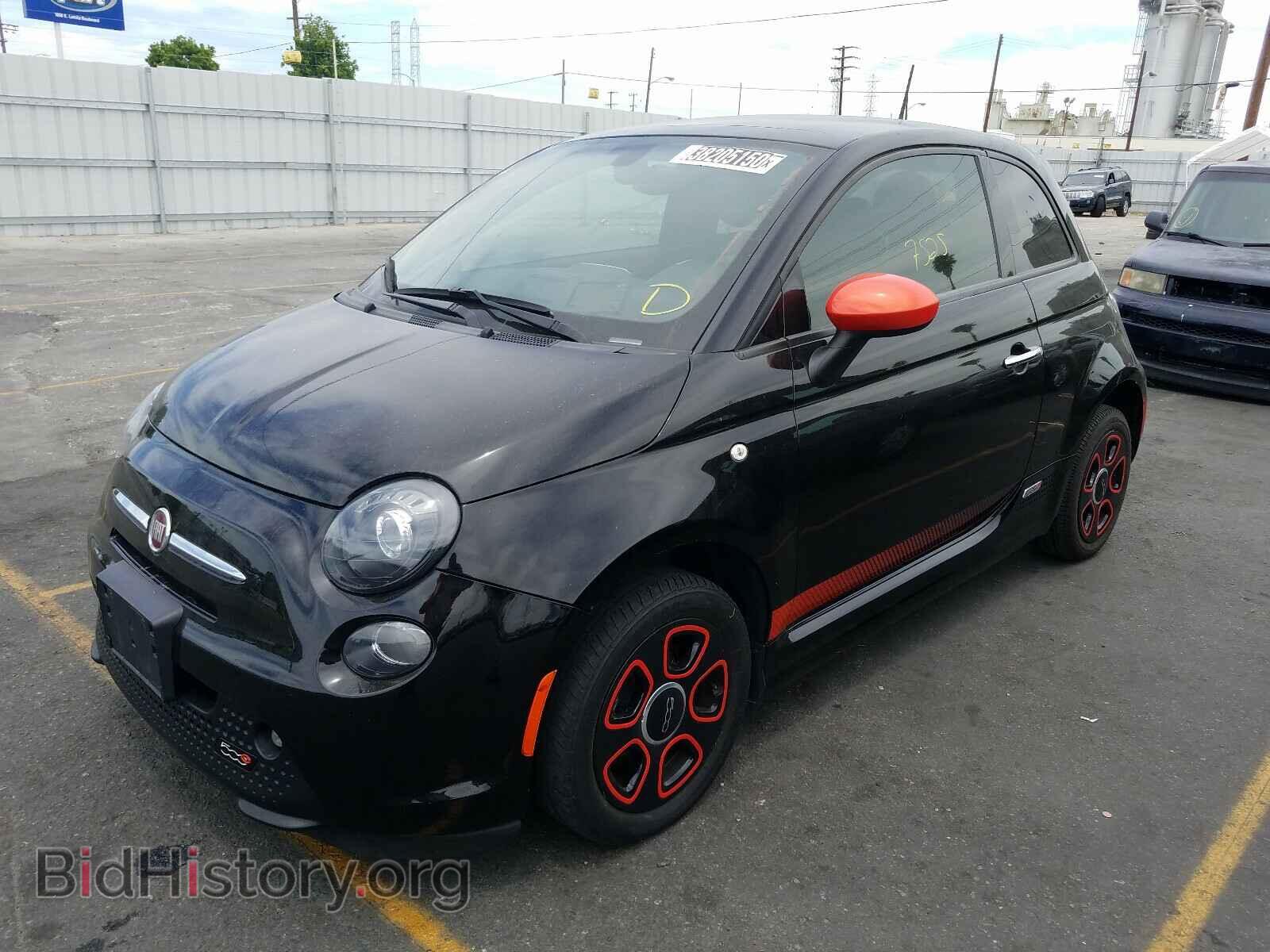 2017 FIAT 500 - VIN: 3C3CFFGEXHT600527 - Photo 2