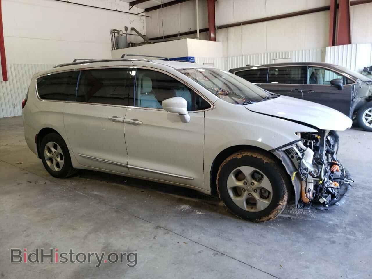 2017 CHRYSLER PACIFICA - VIN: 2C4RC1EG5HR704321 - Photo 4
