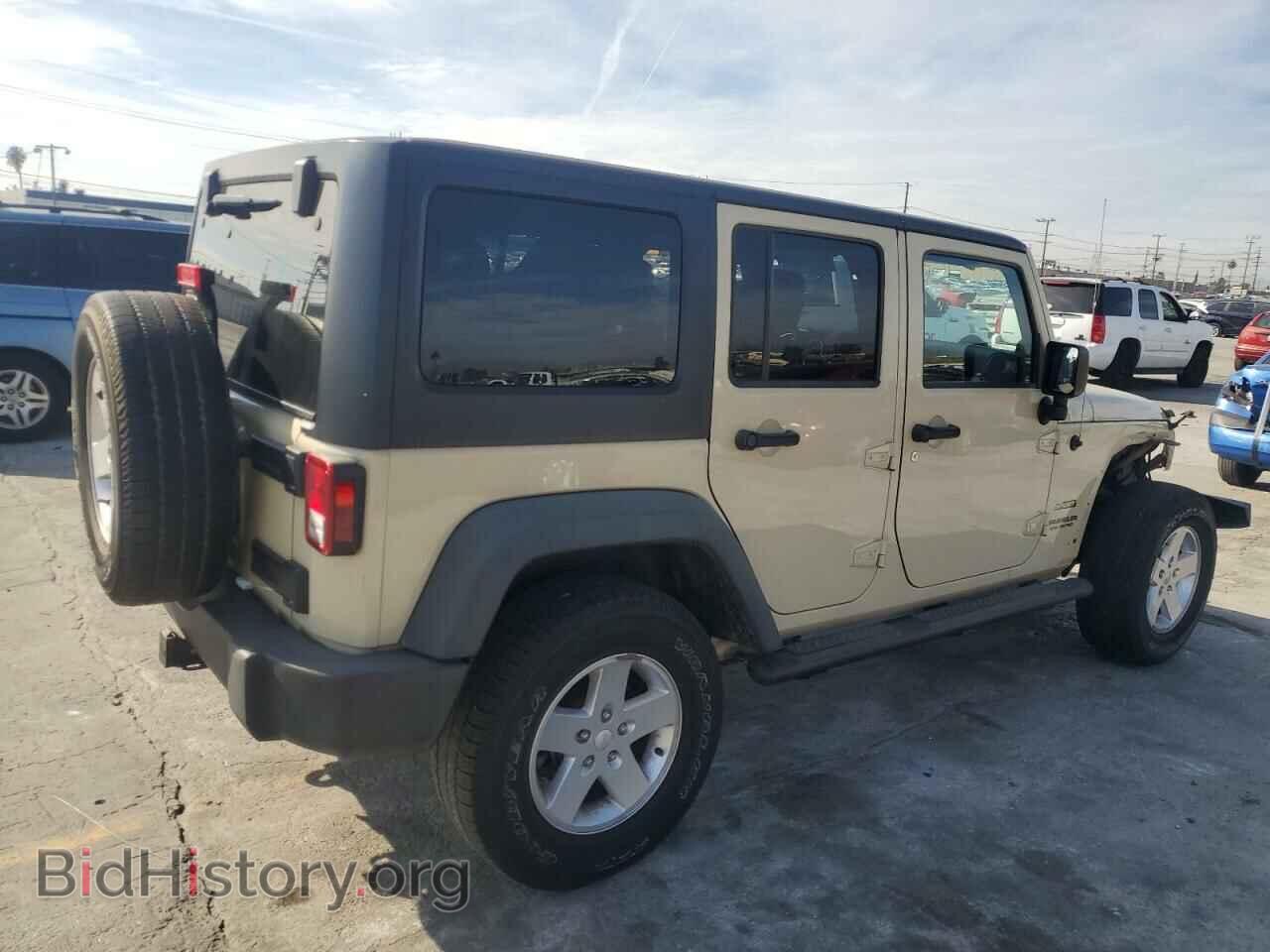 2011 JEEP WRANGLER - VIN: 1J4BA3H12BL515825 - Фото 3