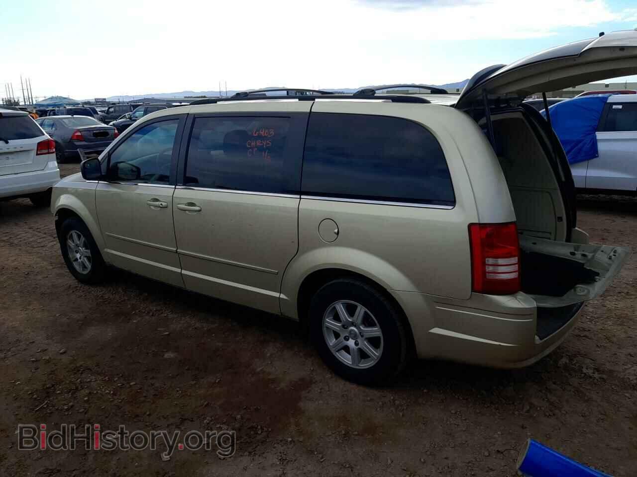 2010 CHRYSLER MINIVAN - VIN: 2A4RR2D12AR344667 - Photo 2