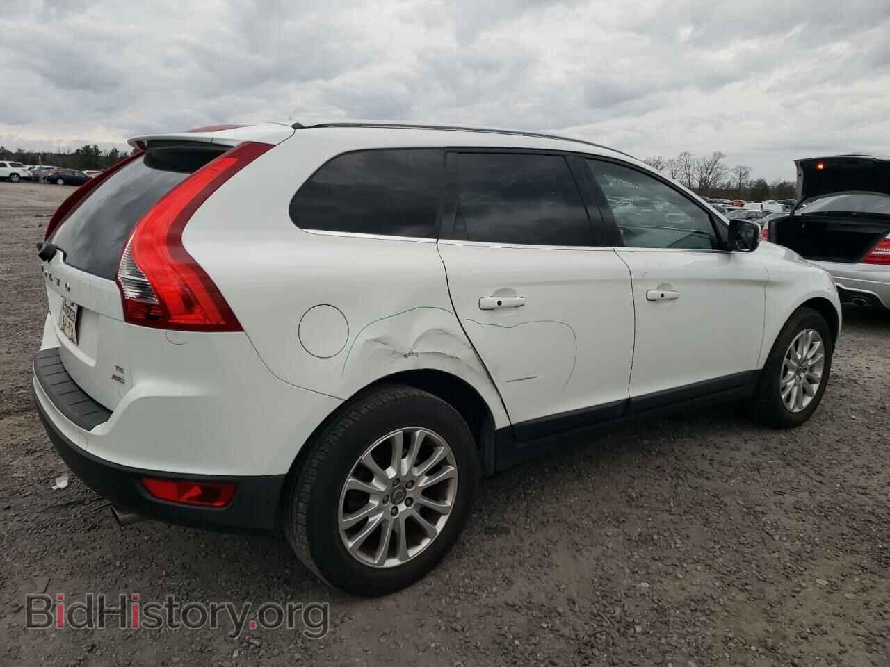 2010 VOLVO XC60 - VIN: YV4992DZ8A2033073 - Фото 3