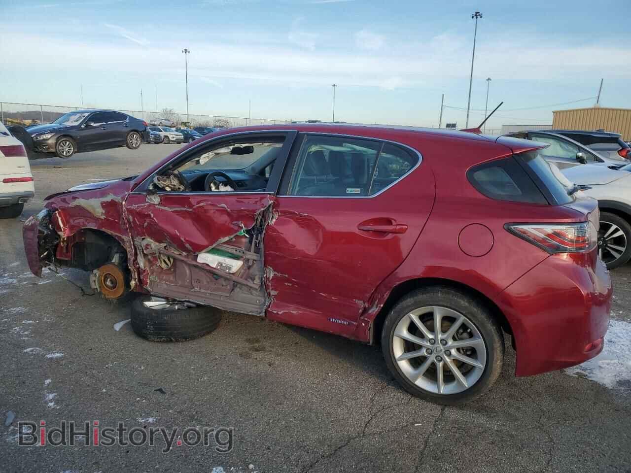 2011 LEXUS CT 200 - VIN: JTHKD5BH5B2003236 - Photo 2