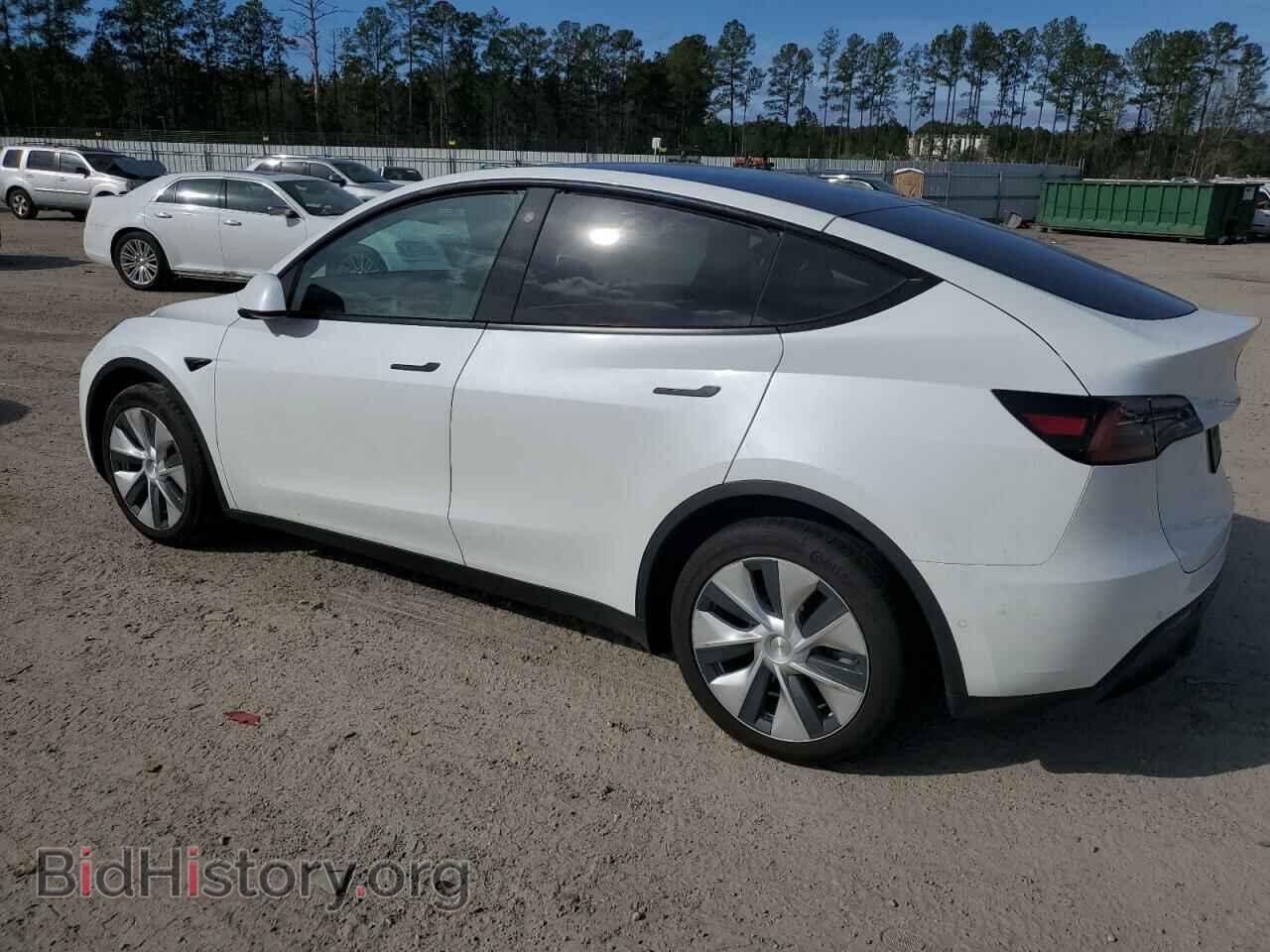 2022 TESLA MODEL Y - VIN: 7SAYGDEE0NF309683 - Фото 2