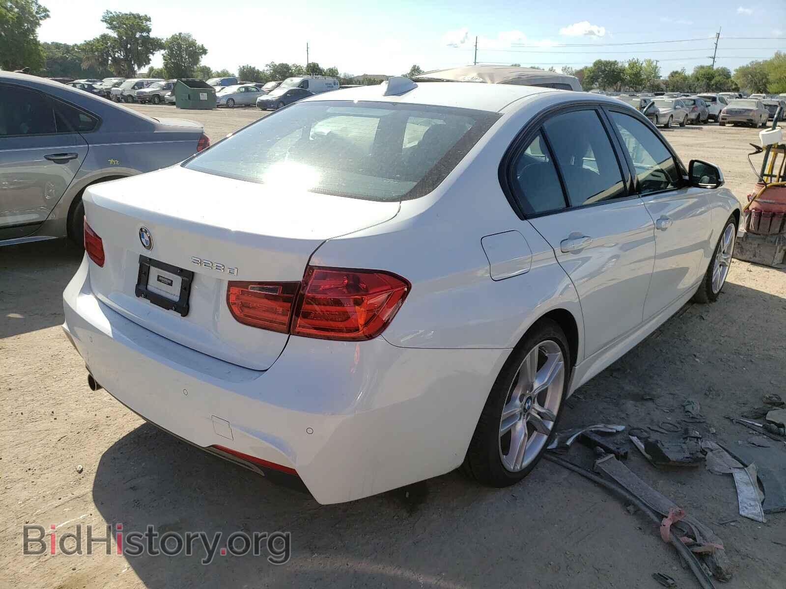 2014 BMW 3 SERIES - VIN: WBA3D3C50EF099303 - Фото 4