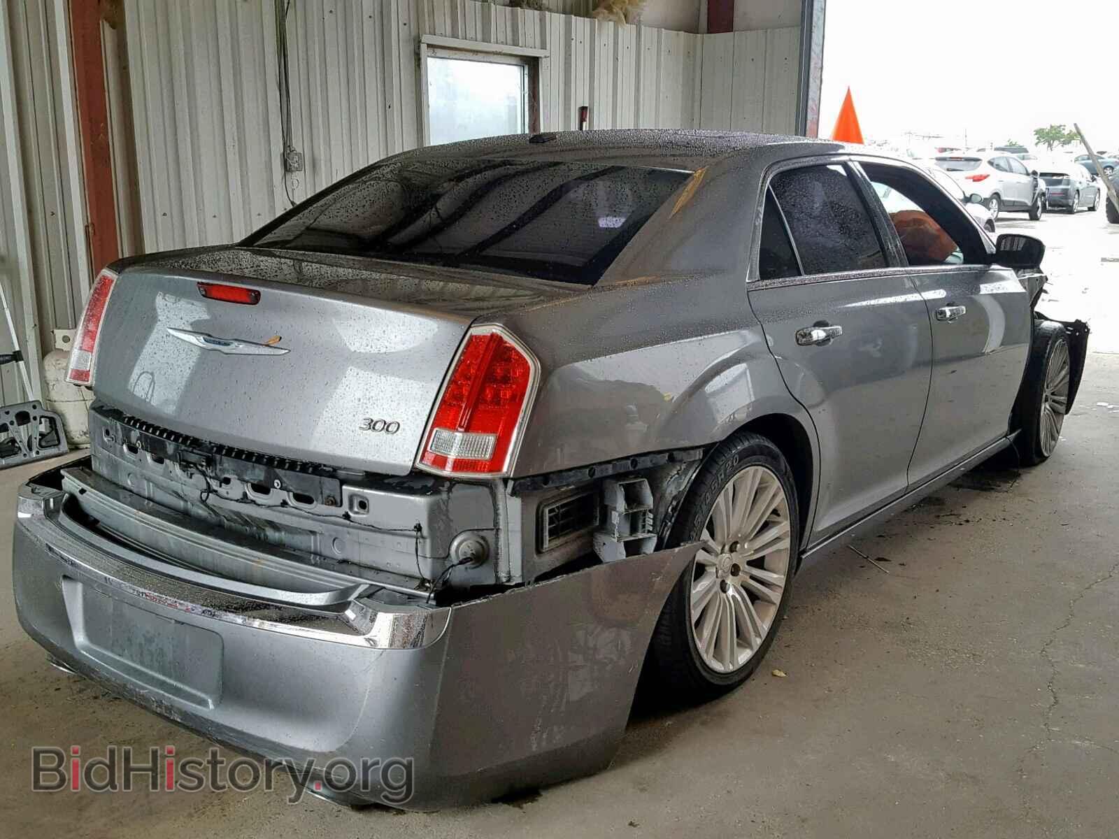 2011 CHRYSLER 300 - VIN: 2C3CA5CG2BH617161 - Фото 4