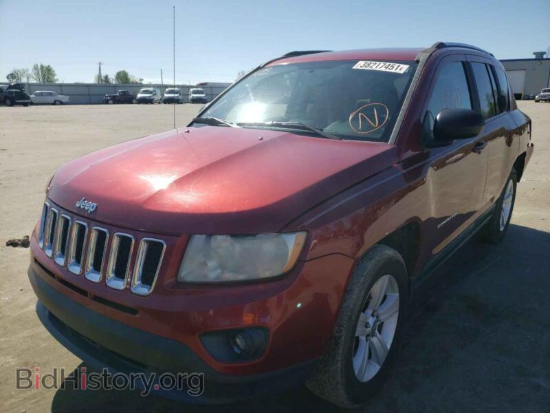 2011 Jeep COMPASS (VIN 1J4NT1FB2BD195715) — photo 2 of 10