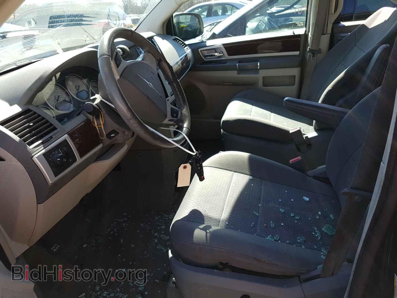 2010 CHRYSLER MINIVAN - VIN: 2A4RR5D19AR366506 - Photo 5