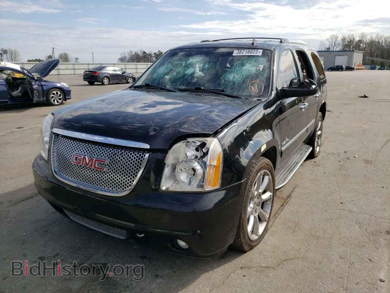 2010 GMC YUKON - VIN: 1GKUKEEF7AR276408 - Фото 2