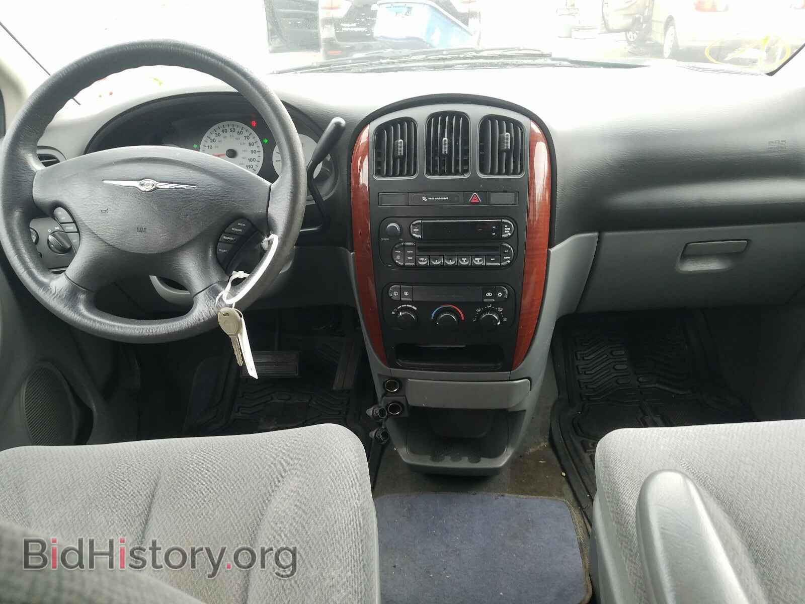 2006 CHRYSLER MINIVAN - VIN: 2A4GP44R06R634900 - Фото 10