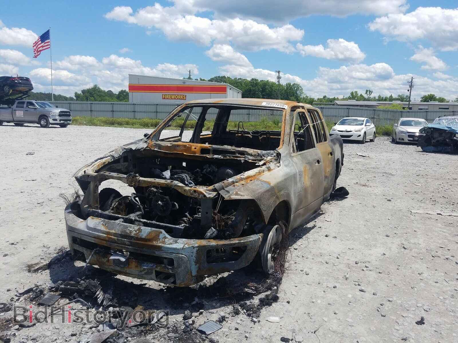2019 RAM 1500 CLASS - VIN: 1C6RR6GT3KS728247 - Фото 2