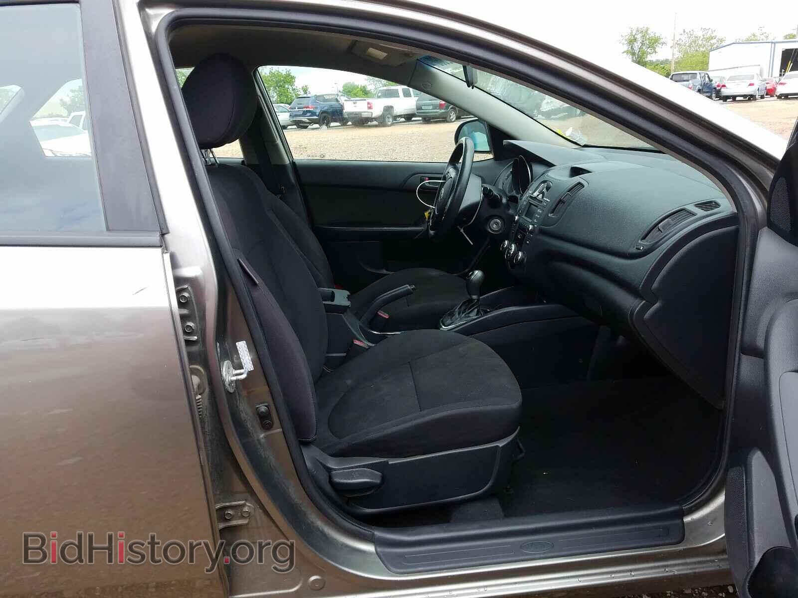2011 KIA FORTE - VIN: KNAFU5A25B5401414 - Фото 5
